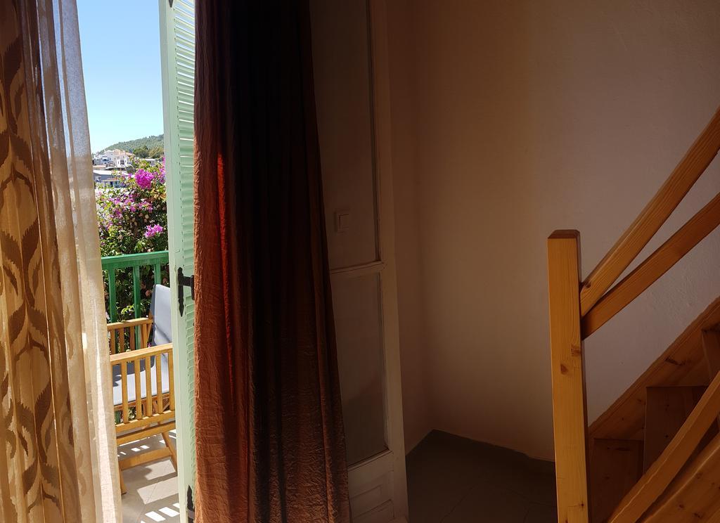 Aiolos House Skiathos Town Bagian luar foto